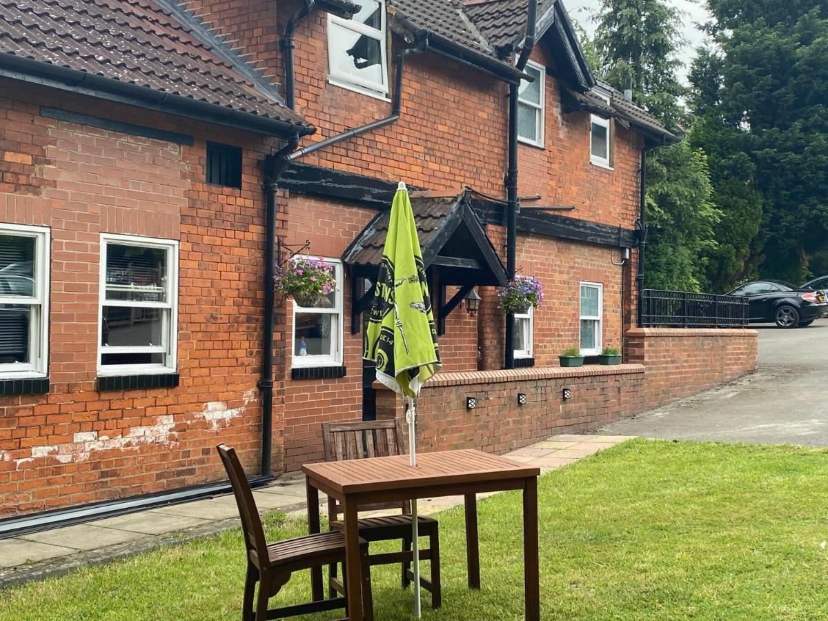 The Lodge At Carlton Tavern Free Parking York Kültér fotó