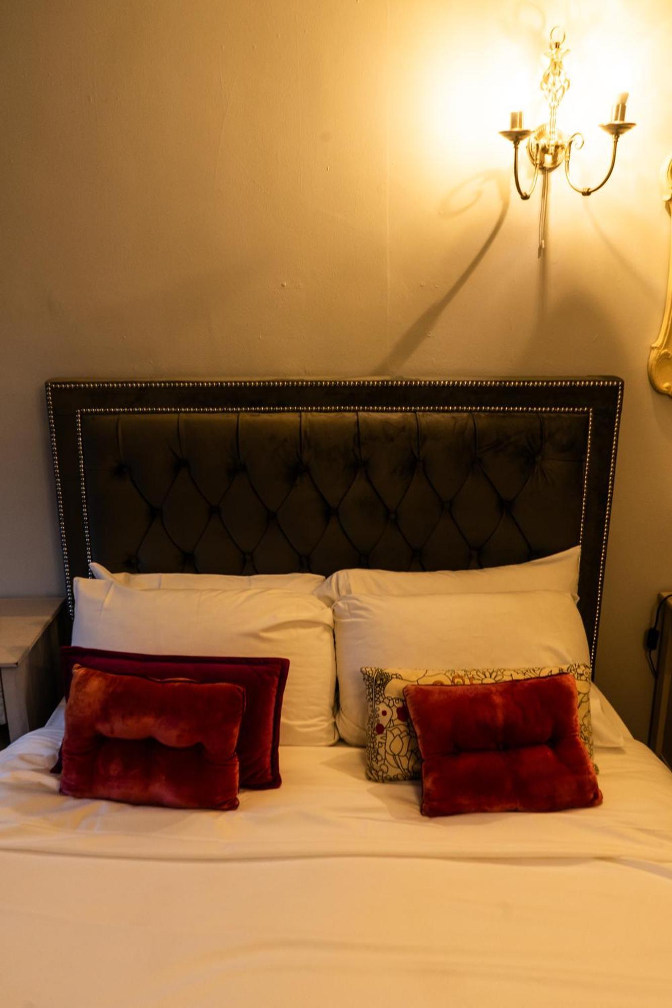 The Lodge At Carlton Tavern Free Parking York Kültér fotó